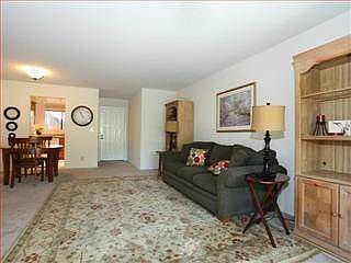 3rd image of 1001 E Evelyn Ave #140