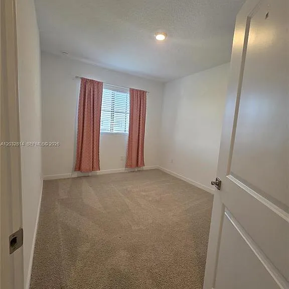 4860 Dillion St — Photo 6