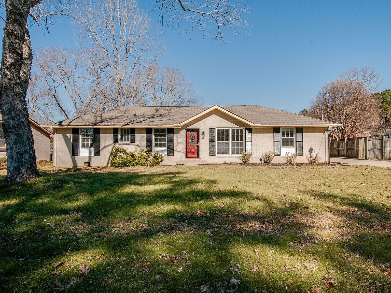 8038 Esterbrook Dr, Nashville, TN 37221 Zillow