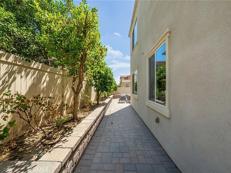 6956 La Rochelle Way — Photo 38