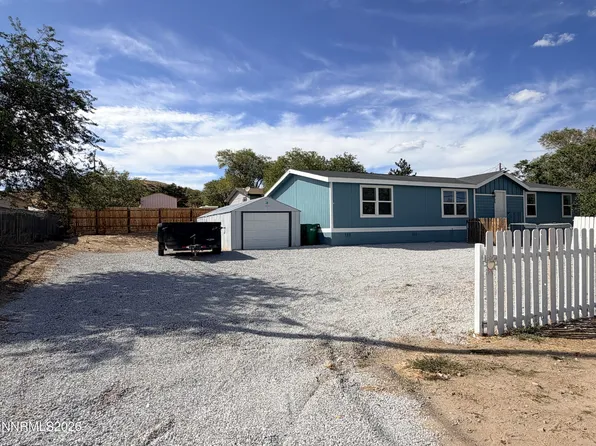 5725 Sidehill Dr, Sun Valley, NV 89433