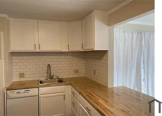 3 bed, 1350 sqft, $1,600 — Photo 2
