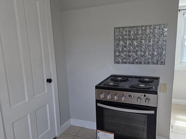 207 Dartmouth St #3 — Photo 6