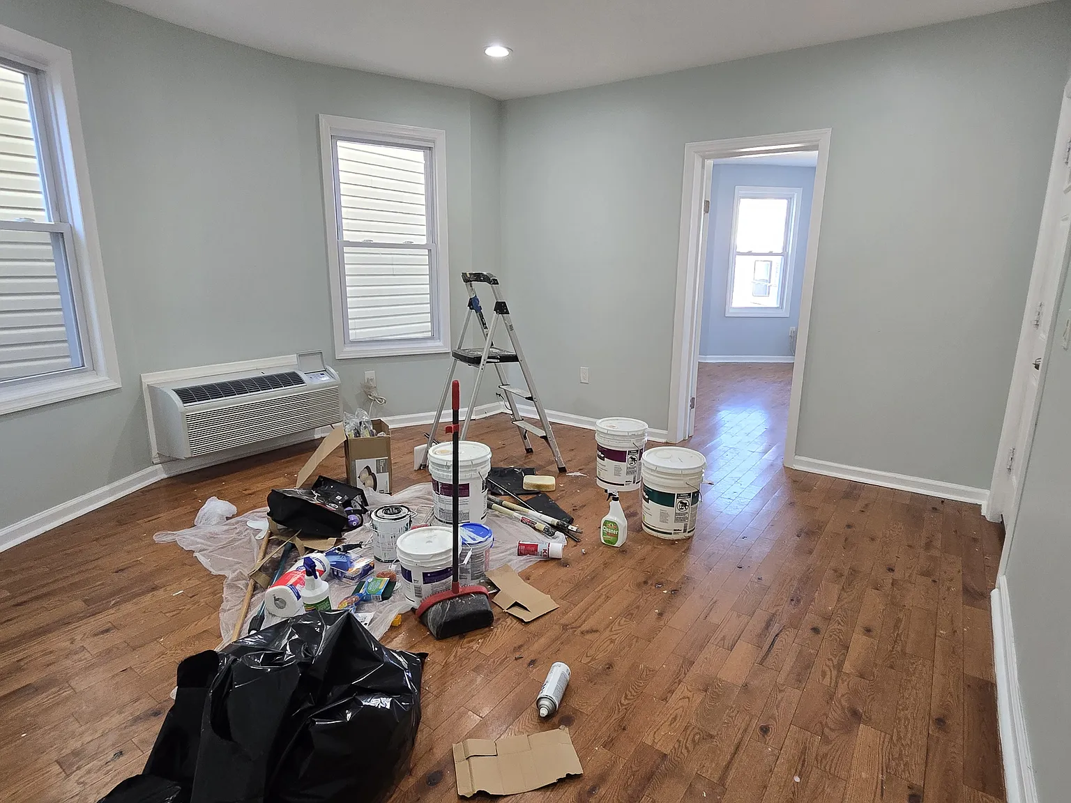 3 bed, 2.5 bath, $2,250 — Photo 2