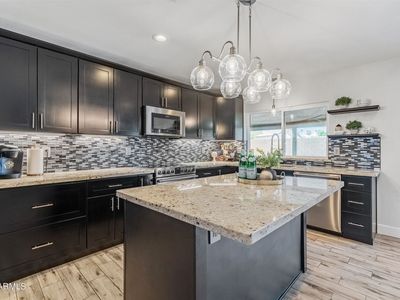 17045 N 37th Ave, Glendale, AZ, 85308