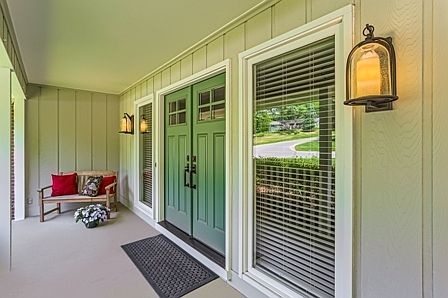 3rd image of 36W382 Oak Hill Dr