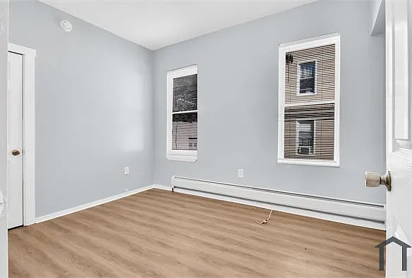 139 S 8th St #1 — Photo 9