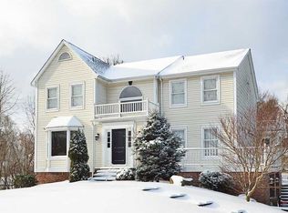 2555 Shellburne Dr, Wexford, PA 15090