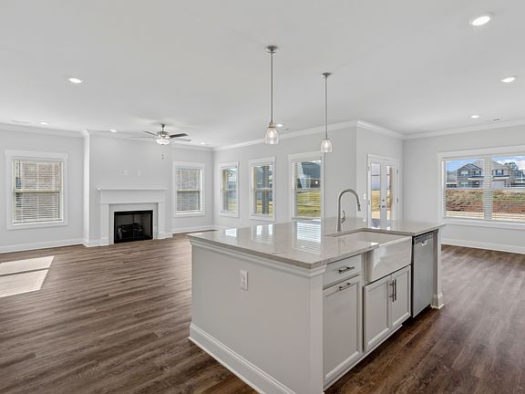 7th image of this home