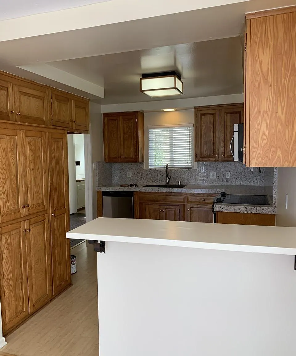 2 bed, 1.5 bath, 900 sqft, $3,595 — Photo 3