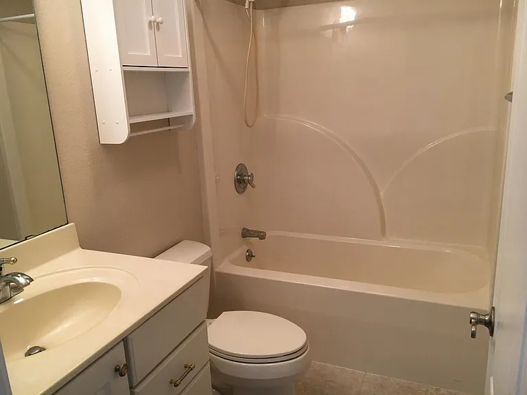 28 Ridge Crest Ct — Photo 16