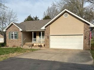 14687 N Lost Lake Ln, Mount Vernon, IL