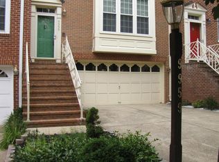 9959 Foxborough Cir, Rockville, MD 20850