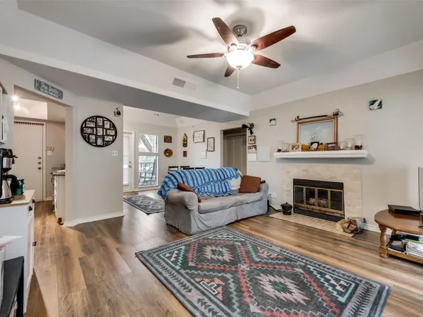 3105 San Jacinto St APT 206, Dallas, TX 75204