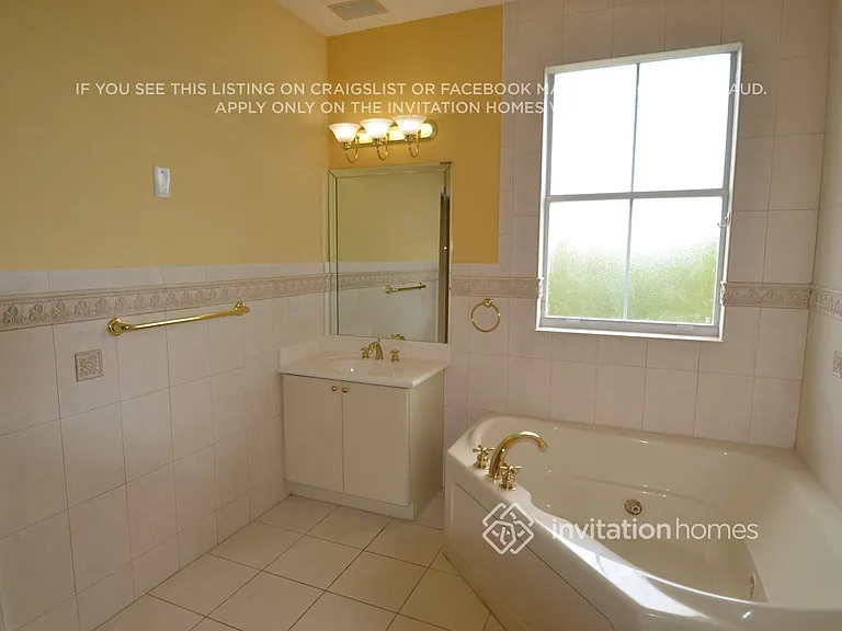 6243 SW 158th Ave — Photo 9