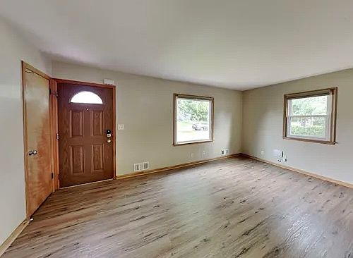 1st image of 6617 5th Ave S