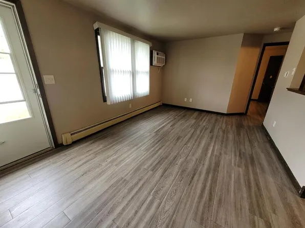 523 Spinnaker Ln #G, Green Bay, WI 54302