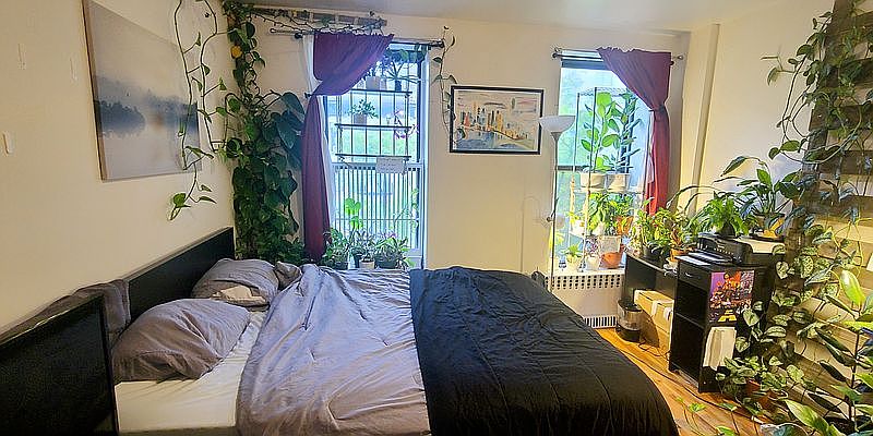 1st image of 1667 1st Ave #3E