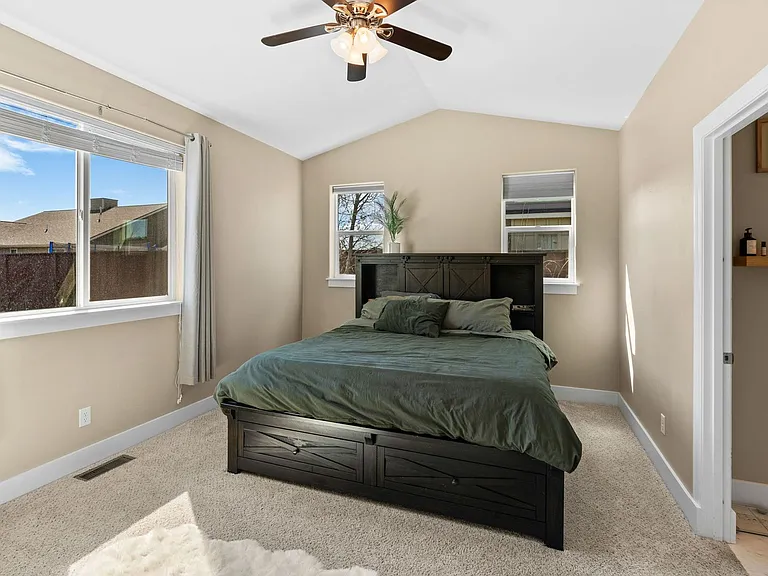 1604 Drummond Blvd — Photo 18