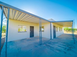 38425 N 250th Ave, Morristown, AZ 85342