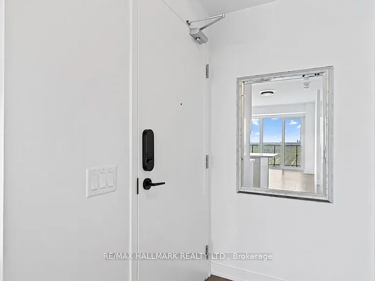 105 Oneida Cres #2607 — Photo 25