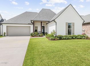 108 Gentle Island Dr, Broussard, LA 70518