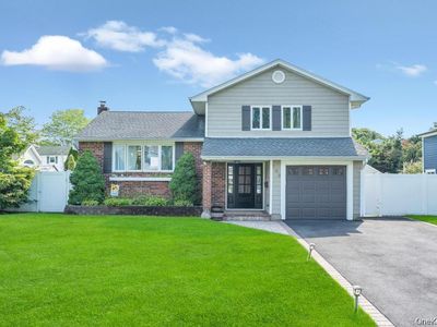 103 Simmons Drive, East Islip, NY, 11730