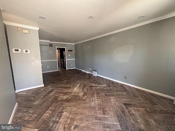 4th image of 2308 Tuemmler Ave