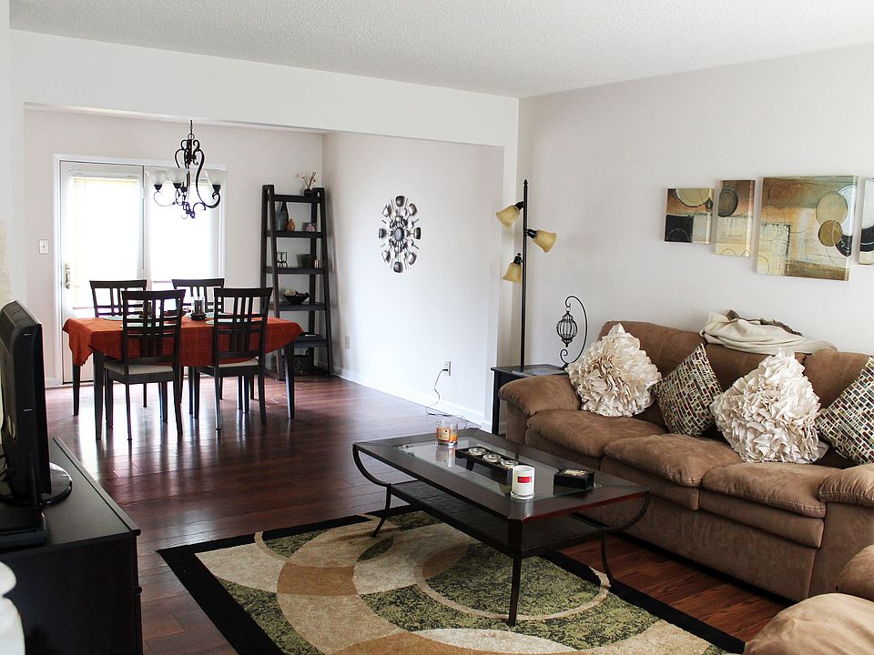 Open Floor plan!