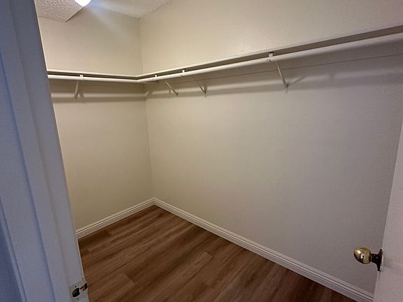 4th image of 829 S Sierra Vista Ave #C