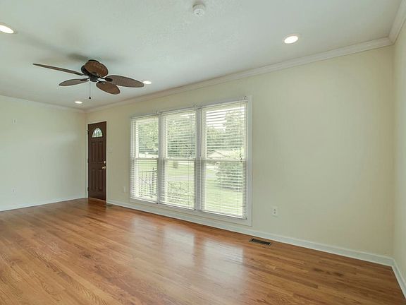 5th image of 607 Scenic Dr