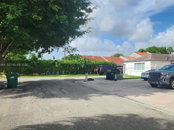 8254 SW 147th Pl, Miami, FL 33193