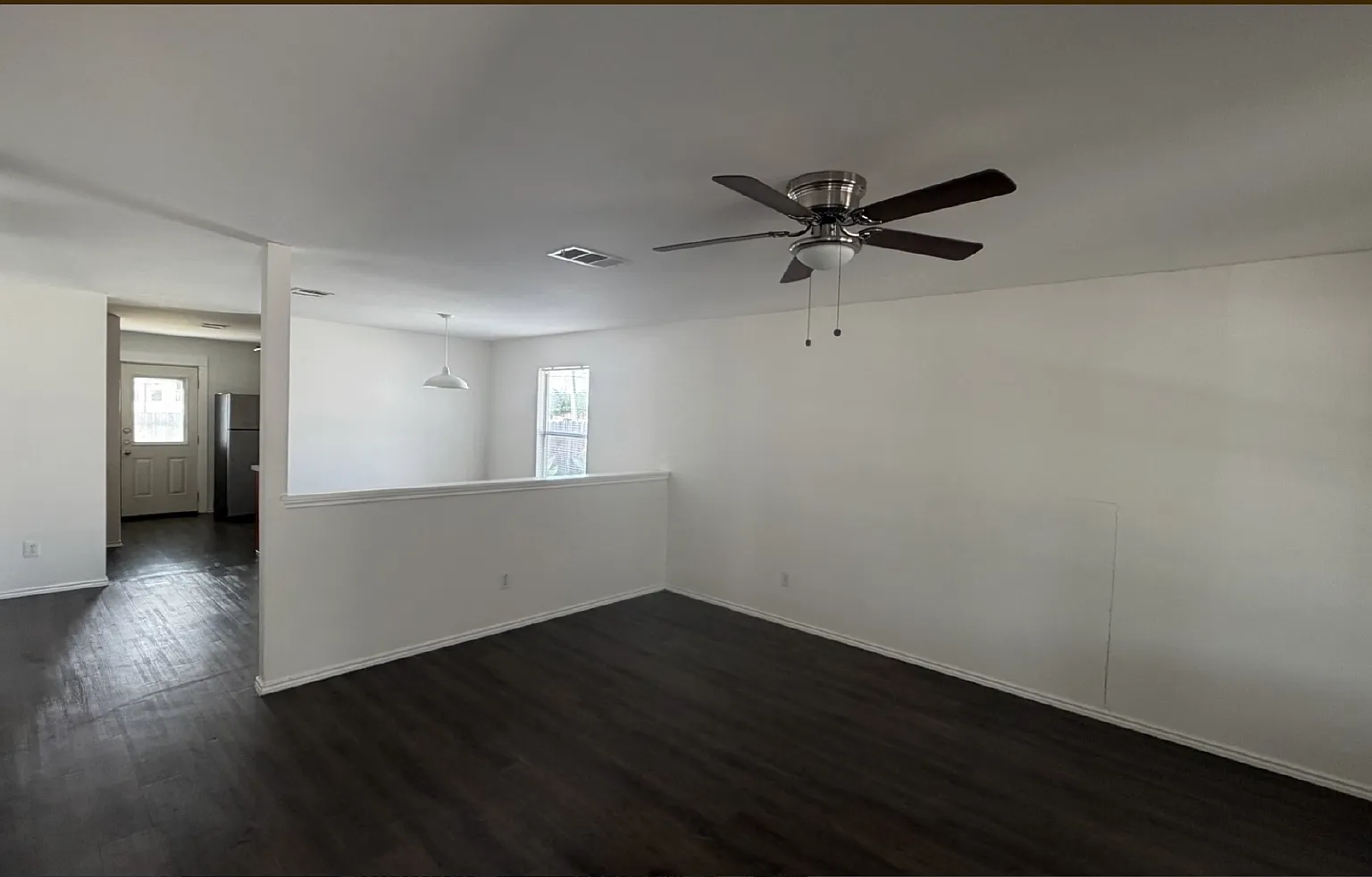3 bed, 2.0 bath, 2159 sqft, $1,550 — Photo 4