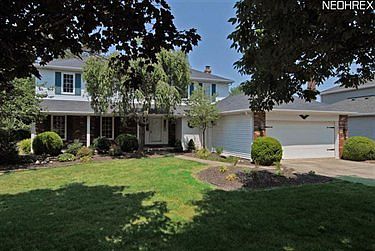 1st image of 24816 Wildwood Dr