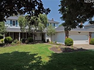 24816 Wildwood Dr, Westlake, OH