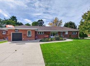 696 Queen St, Chatham Kent, ON N7M 2K2