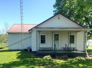 610 Cedar St, Montrose, IA 52639