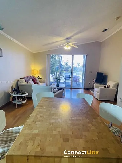 4101 Sapphire Ter — Photo 3