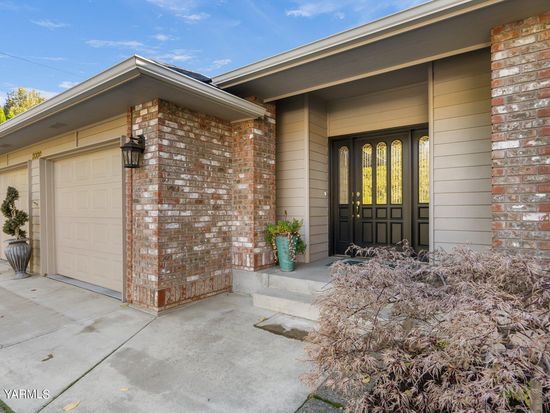 2000 Lakeview Dr, Yakima, WA 98902