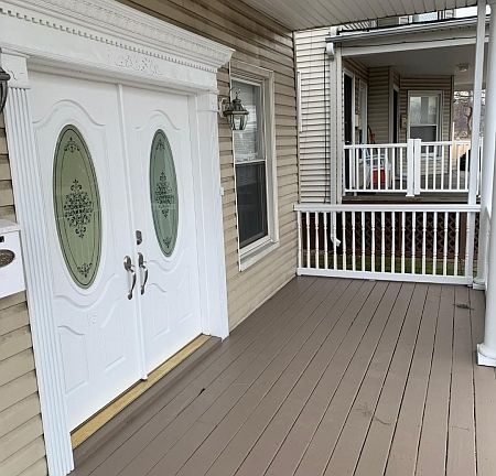 2nd image of 15 Rossmore Pl