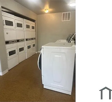 2902 E Fillmore St — Photo 27