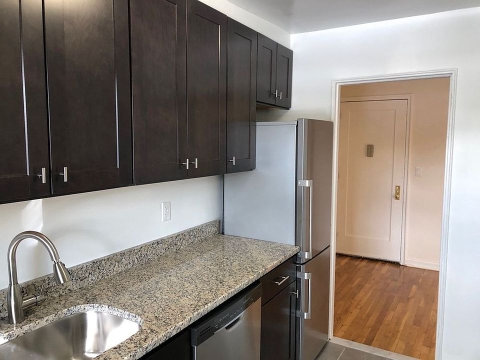 1st image of 9960 64th Ave APT 3V
