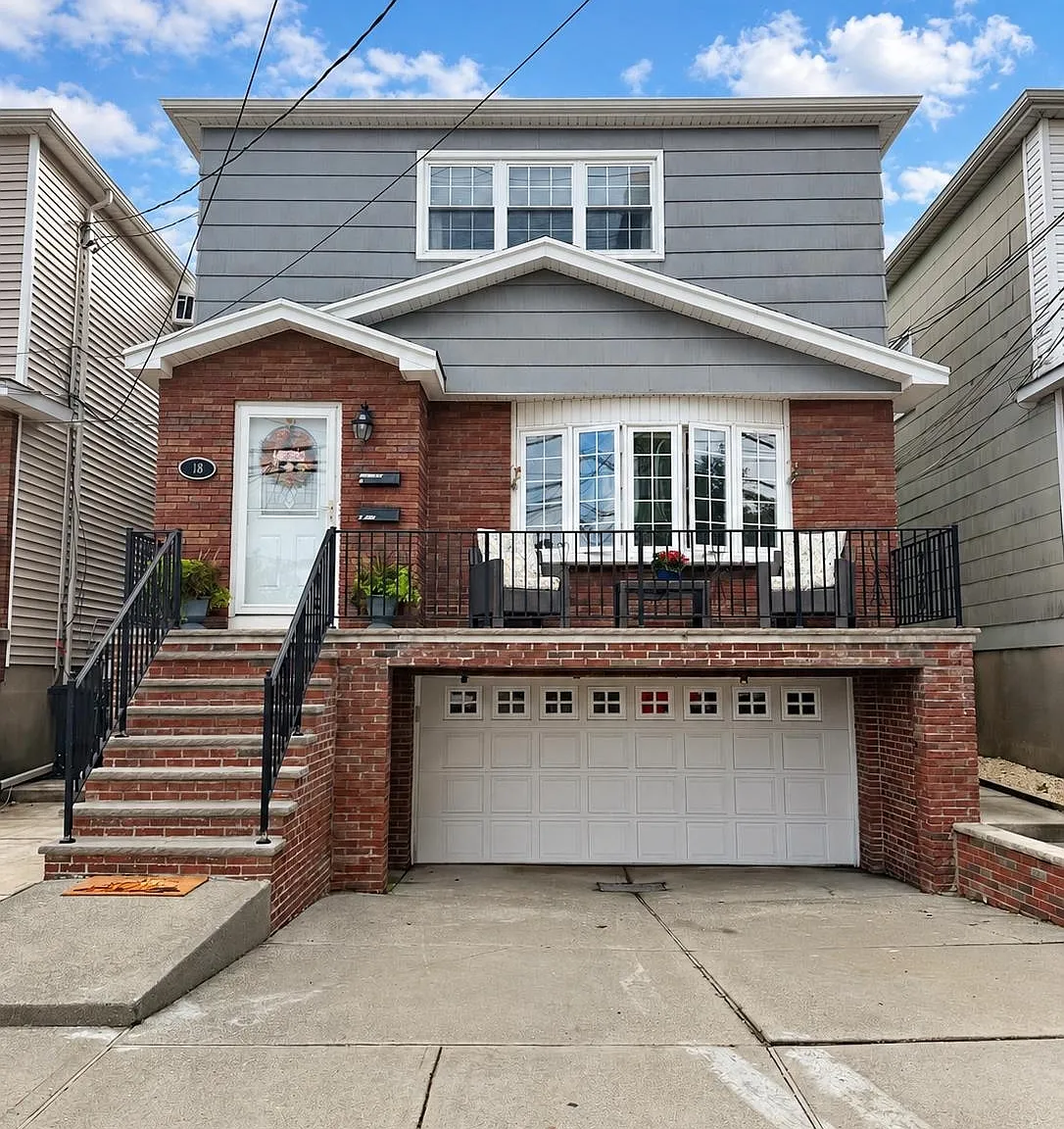 3 bed, 1.0 bath, $2,700 — Photo 1