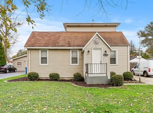10012 S Moody Ave, Oak Lawn, IL 60453