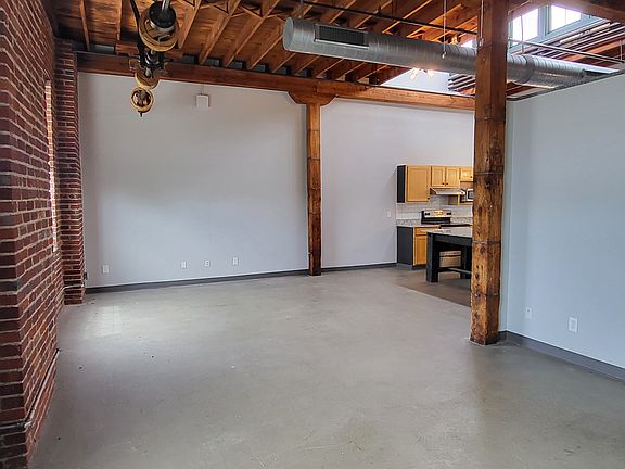 3rd image of 1445 S 18th St #243