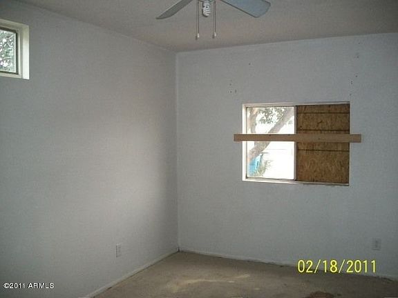 3rd image of 1903 N 67th Dr