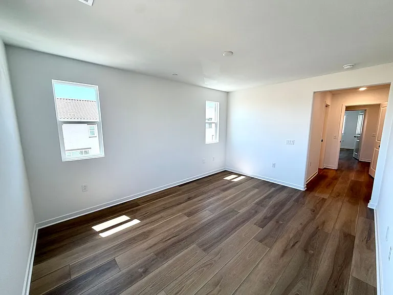 135 Evergreen Ln — Photo 27