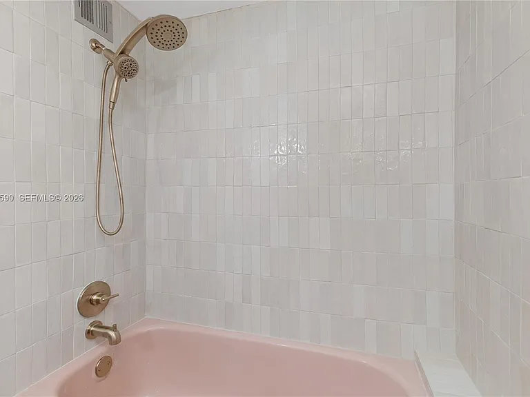 4747 Collins Ave #709 — Photo 13