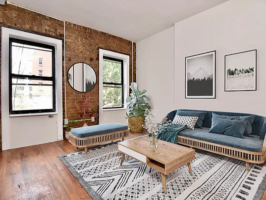 Rented by Bohemia Realty Group | media 19