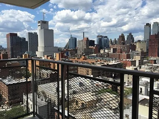 Rented by Keller Williams NYC | media 19